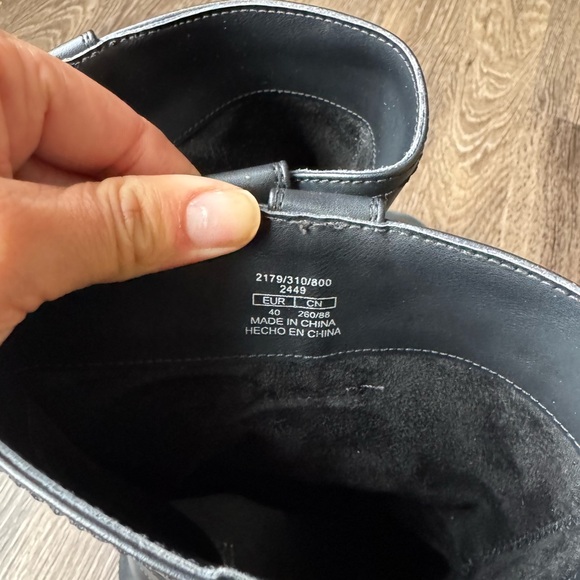 ZARA Black Leather Mid-Calf Moto Boots - Picture 5 of 5